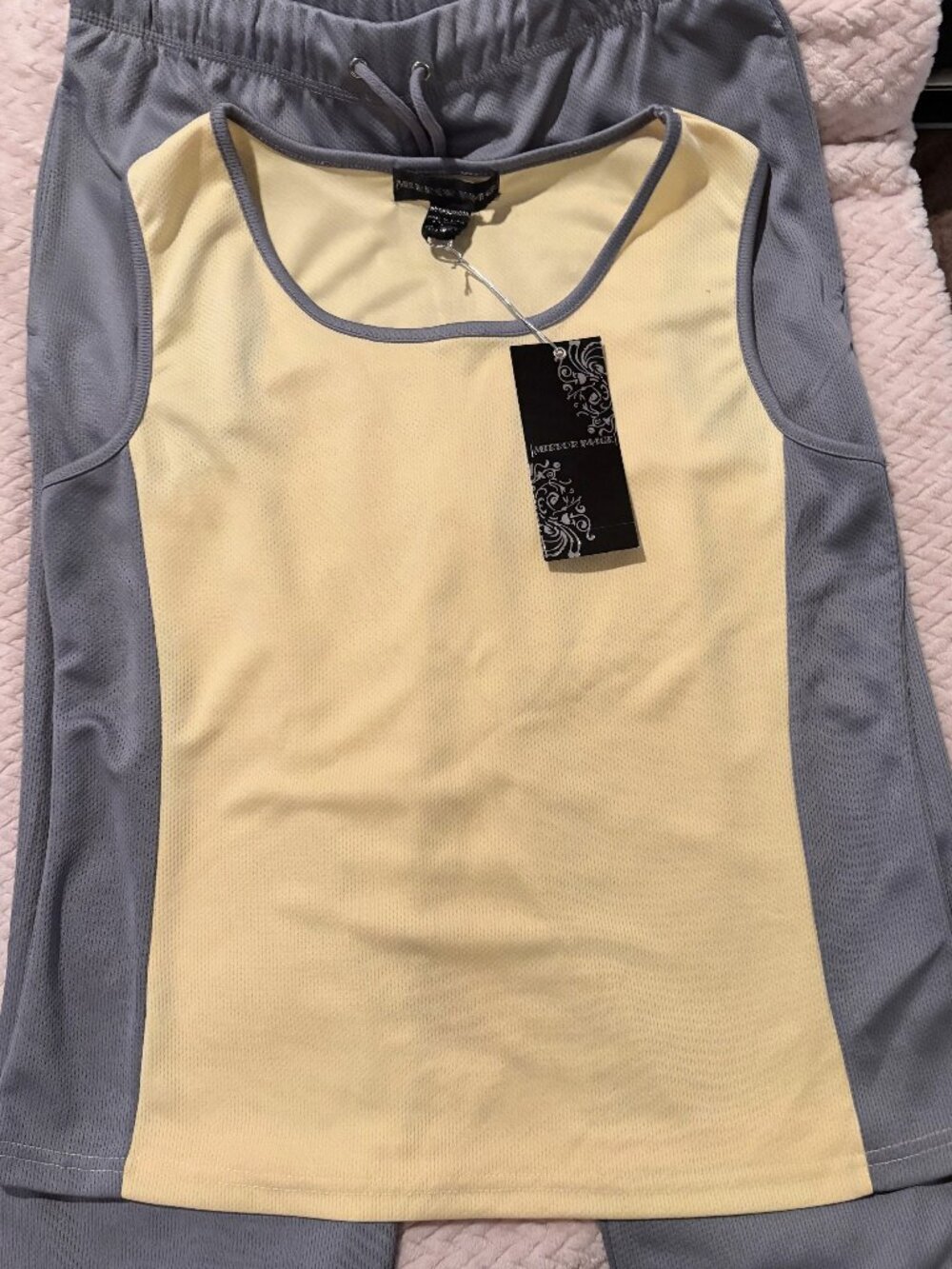 Womens Mirror Image Capri Pant & Tank Set Gray & Yellow Size Large NWT